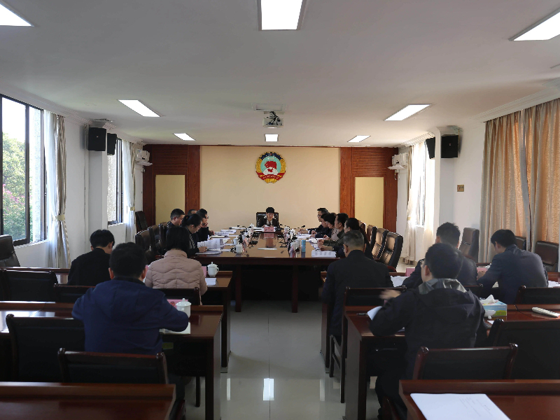 市政协组织委员参加《河源市国民经济和社会发展第十五个五年规划纲要》（政协专题）座谈会