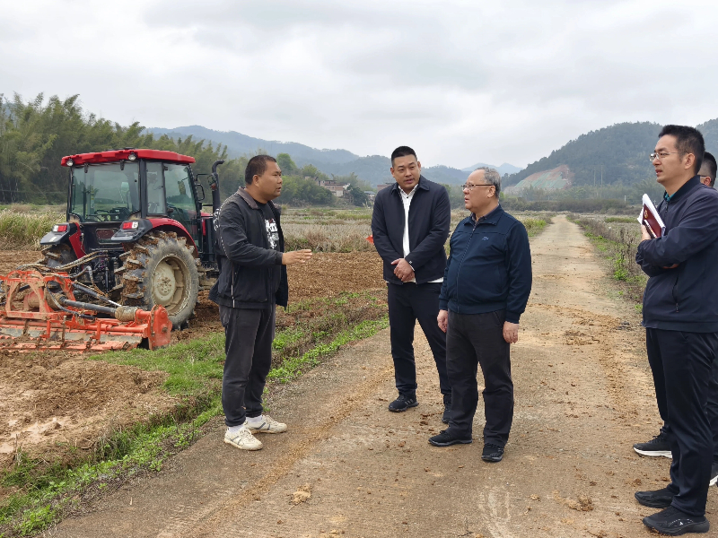 余其豹到和平县彭寨镇调研春耕生产并开展联镇包片抓落实工作